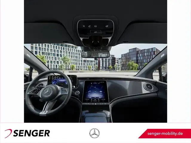 Mercedes-Benz EQE 300