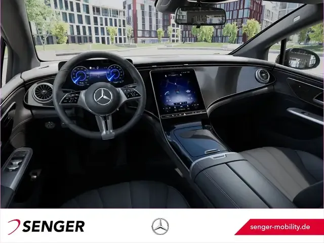 Mercedes-Benz EQE 300