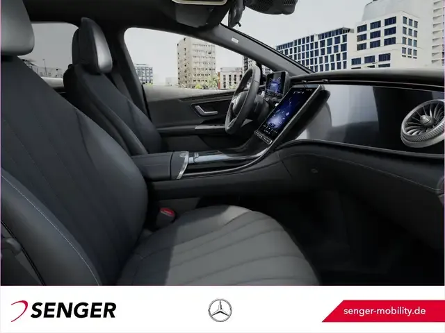 Mercedes-Benz EQE 300