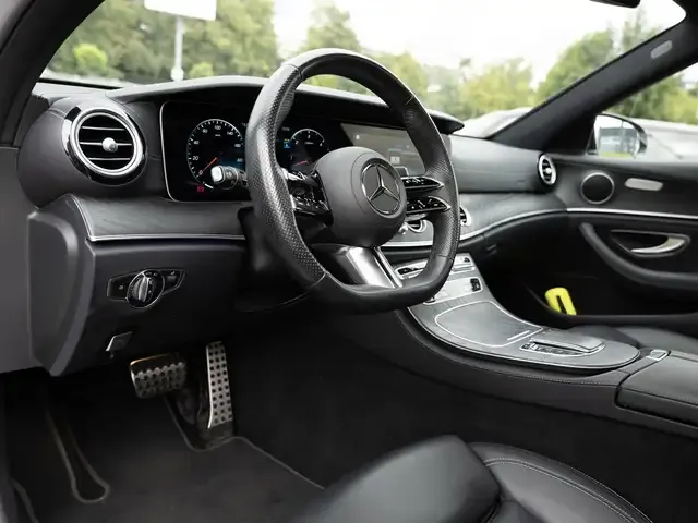Mercedes-Benz E 400