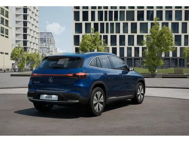 Mercedes-Benz EQA 250