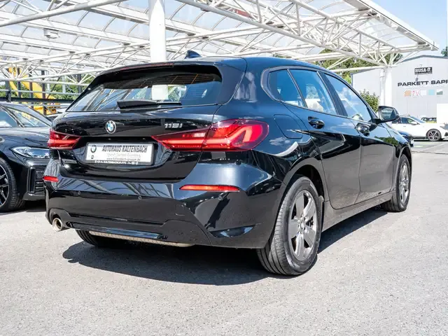 BMW 118