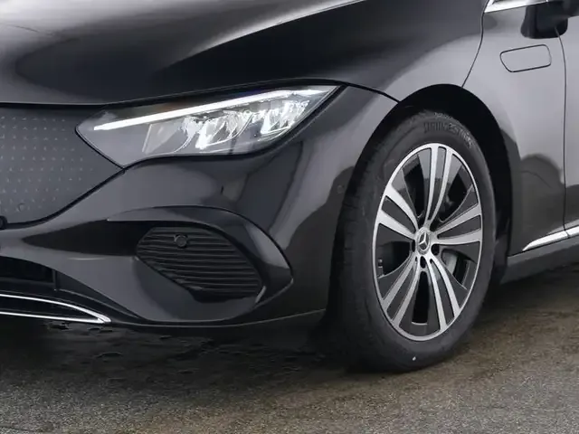 Mercedes-Benz EQE 350
