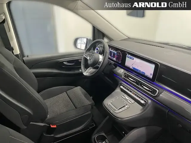 Mercedes-Benz V 250