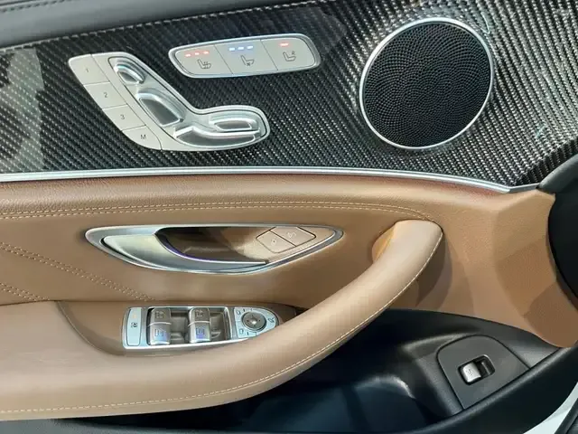 Mercedes-Benz E 63 AMG