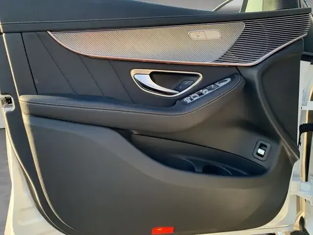 Mercedes-Benz EQC 400