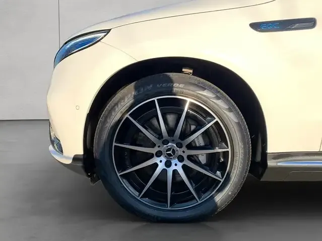 Mercedes-Benz EQC 400