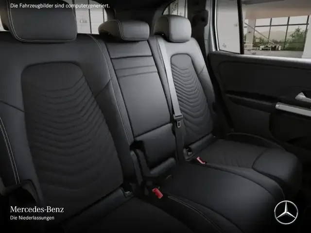Mercedes-Benz GLB 220