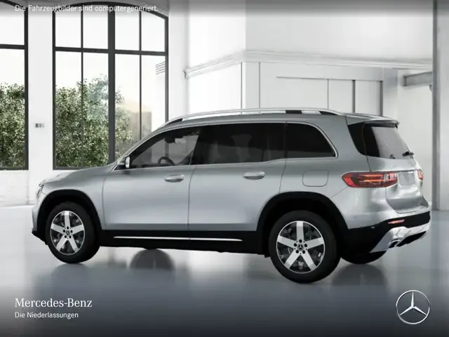 Mercedes-Benz GLB 220