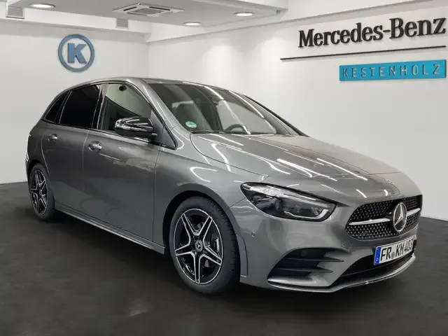Mercedes-Benz B 200