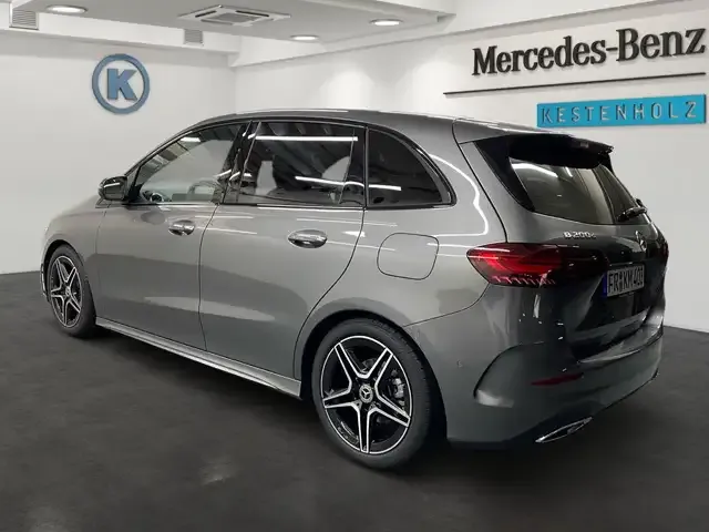 Mercedes-Benz B 200