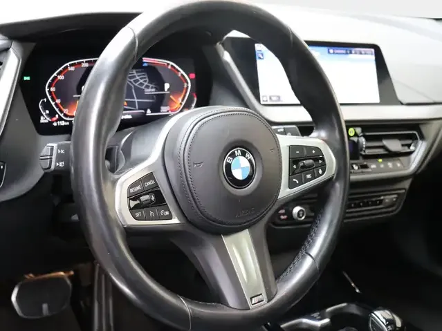 BMW 120