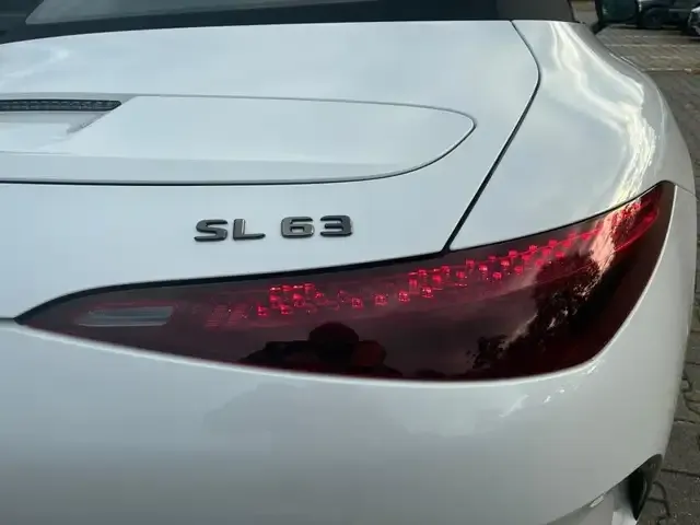 Mercedes-Benz SL 63 AMG