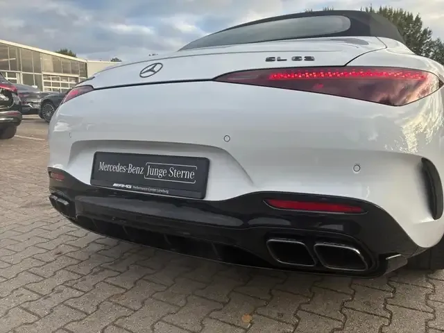 Mercedes-Benz SL 63 AMG