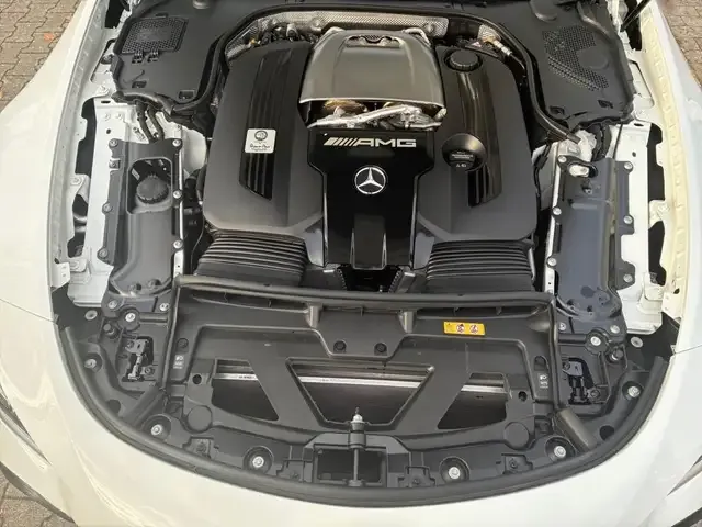Mercedes-Benz SL 63 AMG