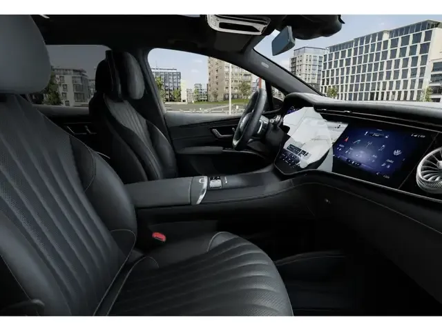 Mercedes-Benz EQS SUV