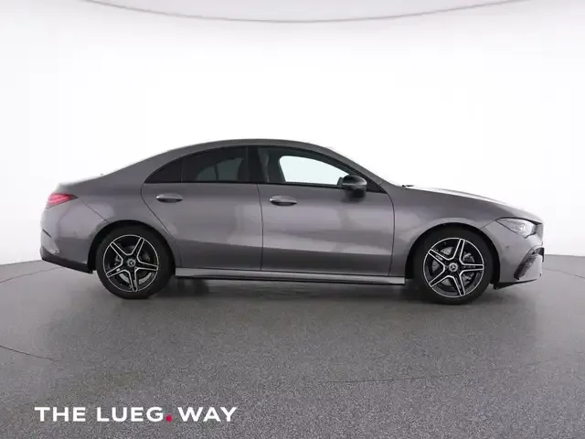 Mercedes-Benz CLA 220