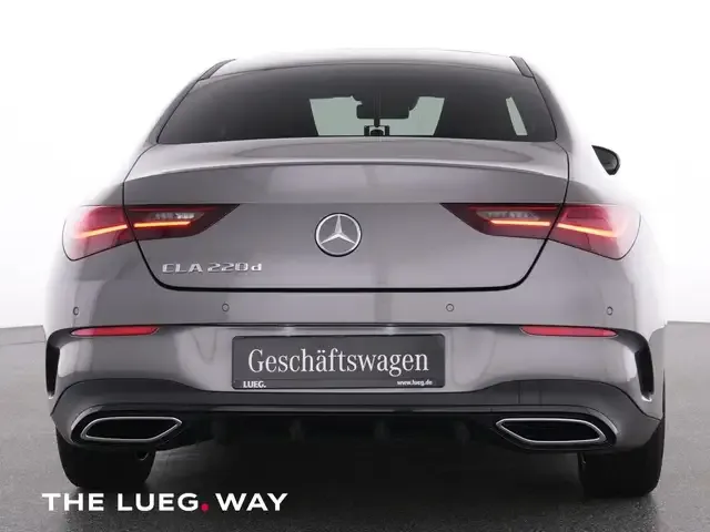 Mercedes-Benz CLA 220
