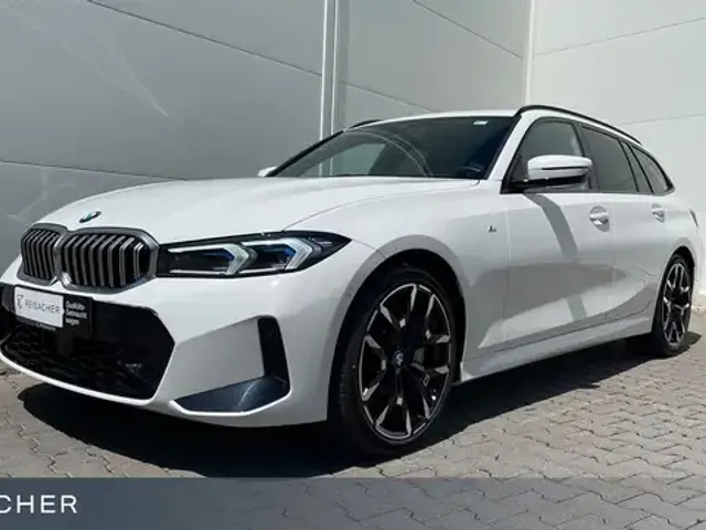 BMW 330