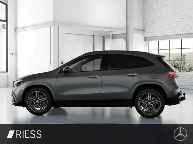 Mercedes-Benz GLA 220