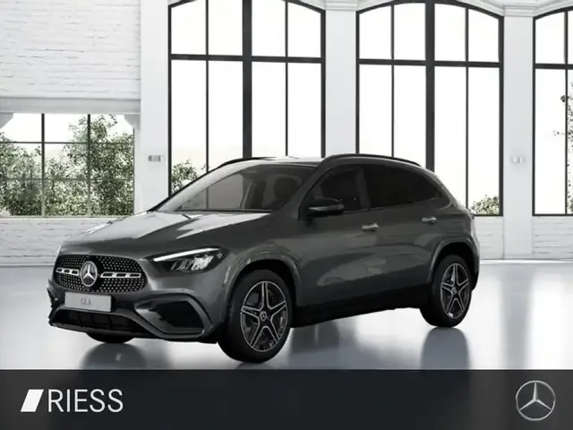 Mercedes-Benz GLA 220
