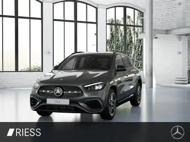 Mercedes-Benz GLA 220