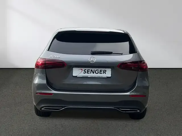 Mercedes-Benz B 200