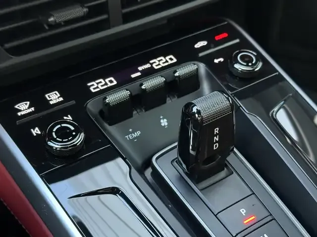 Porsche 992