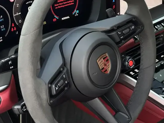 Porsche 992