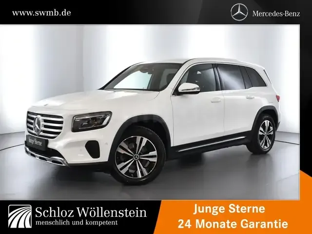 Mercedes-Benz GLB 220