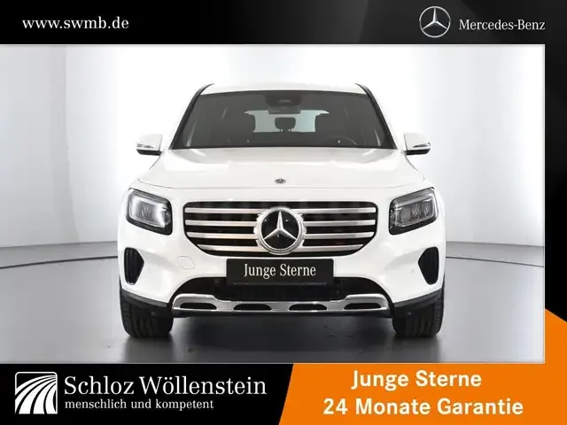 Mercedes-Benz GLB 220