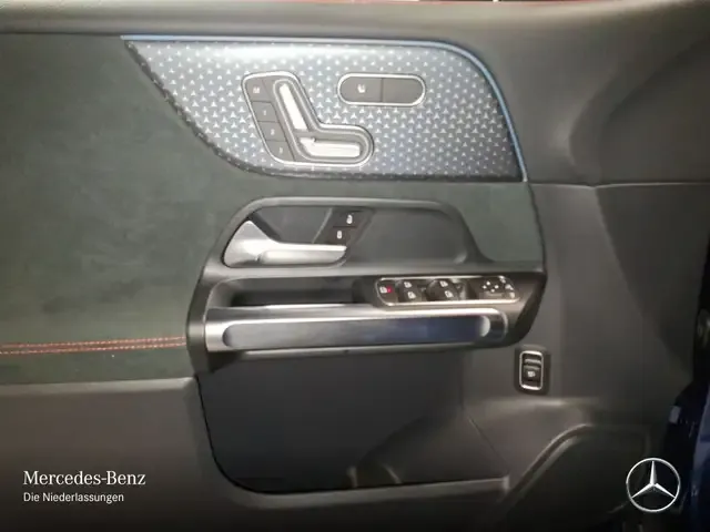 Mercedes-Benz EQB 300