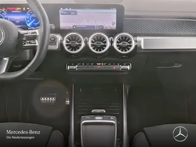 Mercedes-Benz EQB 300