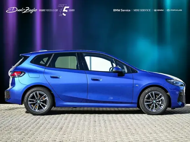 BMW 220