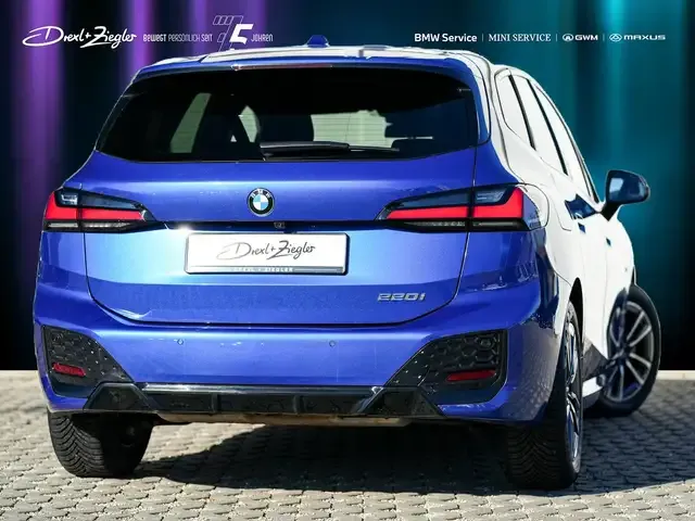 BMW 220