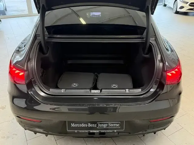 Mercedes-Benz EQE 350