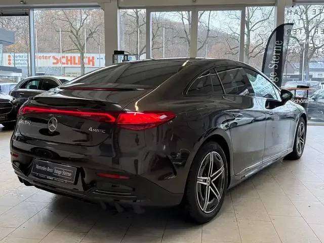 Mercedes-Benz EQE 350
