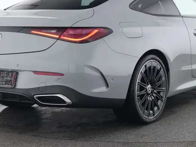 Mercedes-Benz CLE 200