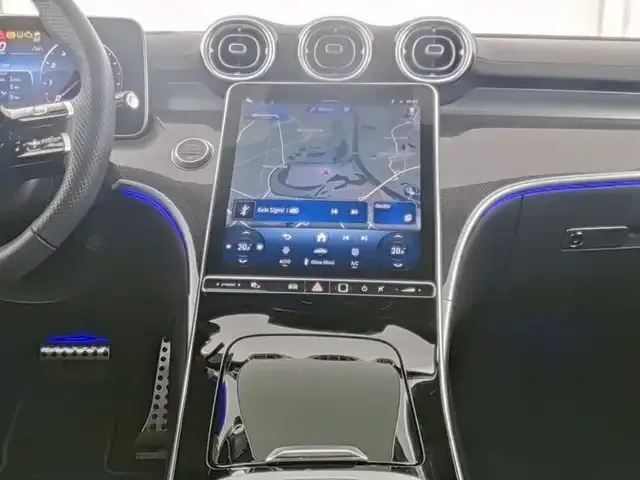 Mercedes-Benz CLE 200