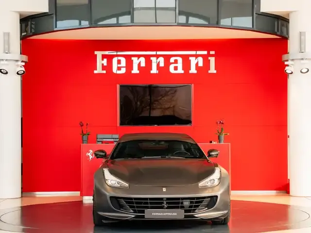 Ferrari GTC4 Lusso