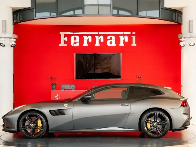 Ferrari GTC4 Lusso