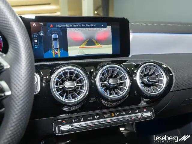 Mercedes-Benz CLA 35 AMG