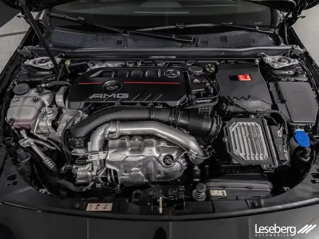 Mercedes-Benz CLA 35 AMG