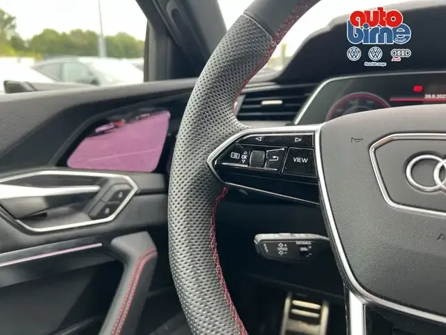 Audi SQ8 e-tron
