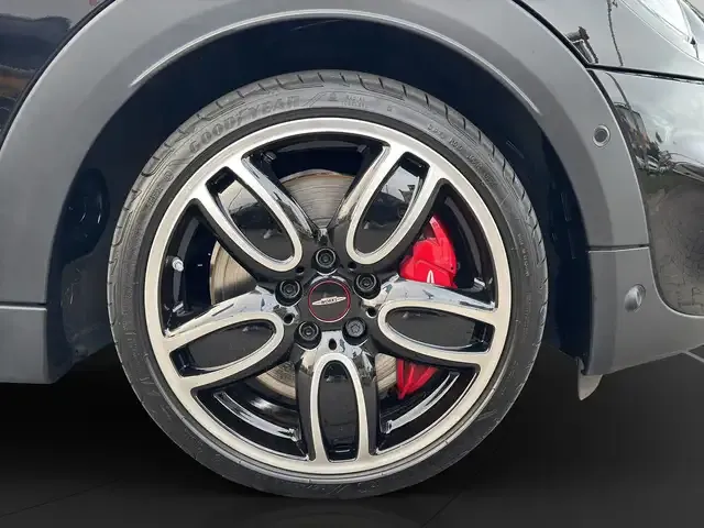 MINI John Cooper Works Cabrio