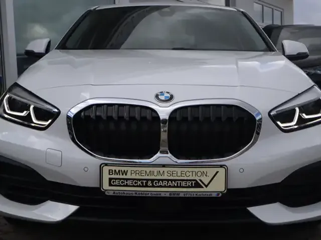 BMW 118