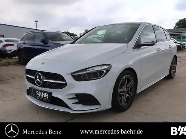 Mercedes-Benz B 200
