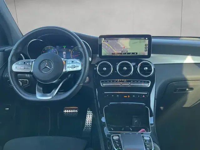 Mercedes-Benz GLC 200