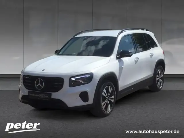 Mercedes-Benz GLB 220