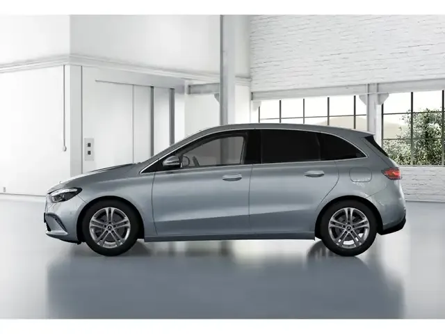 Mercedes-Benz B 220